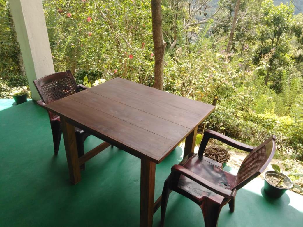"Mount'N Mist" Apartment เอลลา ภายนอก รูปภาพ